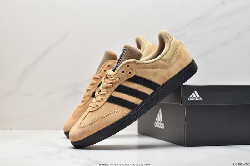 Adidas Sneakers